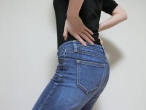 腰に力が入りやすい原因とは？