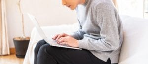 猫背になる原因とその対策とは？